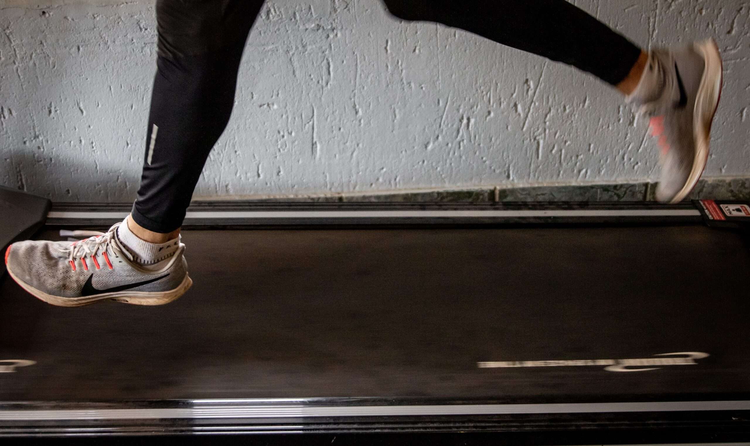 Running Environments Outdoor vs indoor running: pros and cons